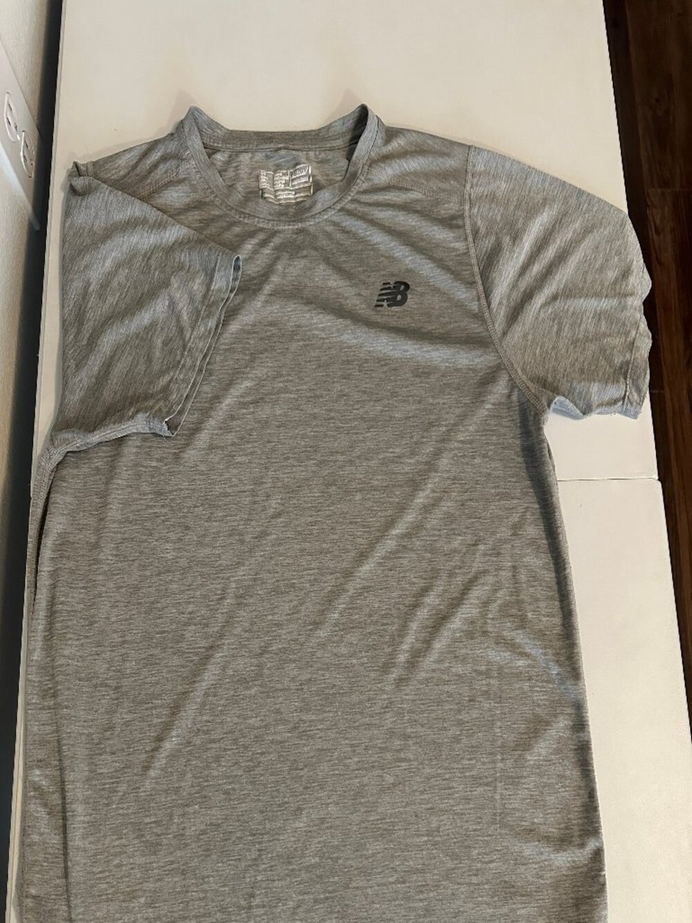 New Balance NDry Athletic T-Shirt Men's Large Gray Short Sleeve Performance Tee